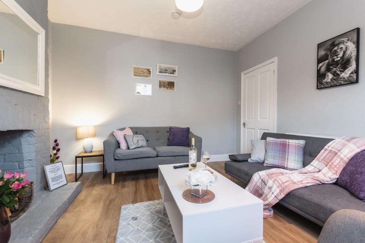 3-Bedroom House L Fast Wi-Fi L Garden L Newly Decorated L Close To Shops And Restaurants Okręg wyborczy Okręg wyborczy Bournemouth Zewnętrze zdjęcie